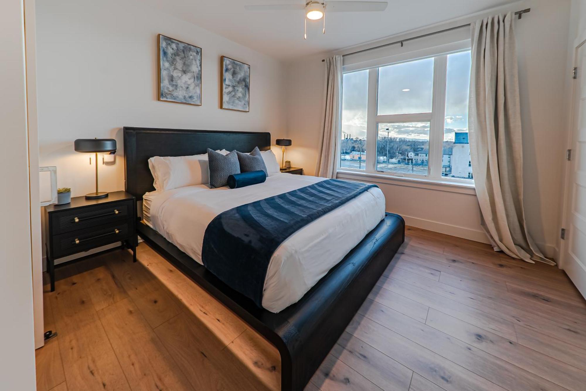 Apartment Designer New 2bd 2ba Pool,htub,gym,bowling