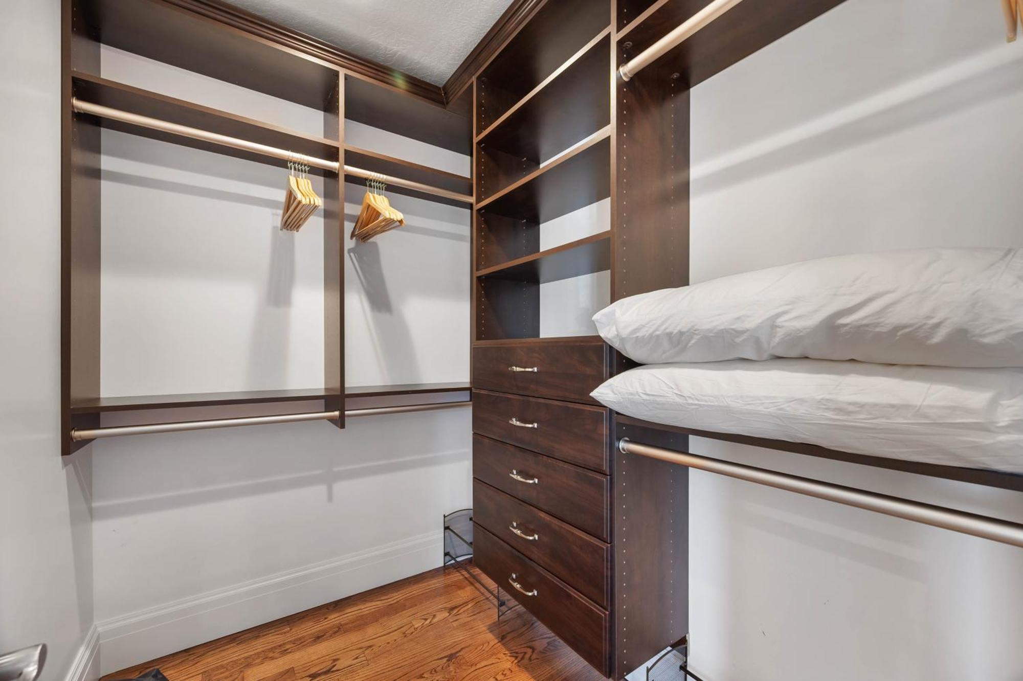 Luxury Downtown Retreat 4br W Hot Tub & Views Salt Lake City