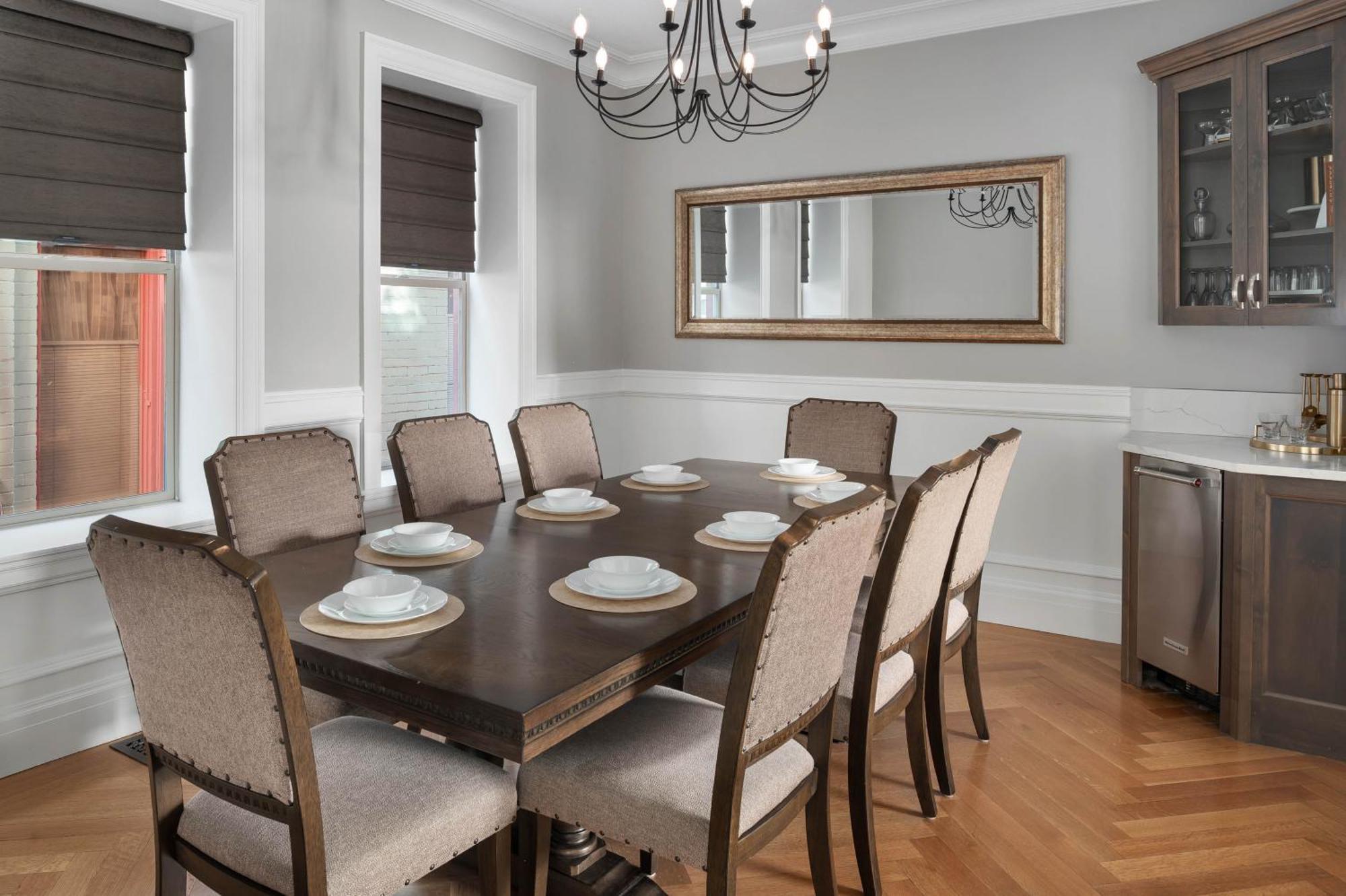 Luxury Downtown Retreat 4br W Hot Tub & Views Salt Lake City