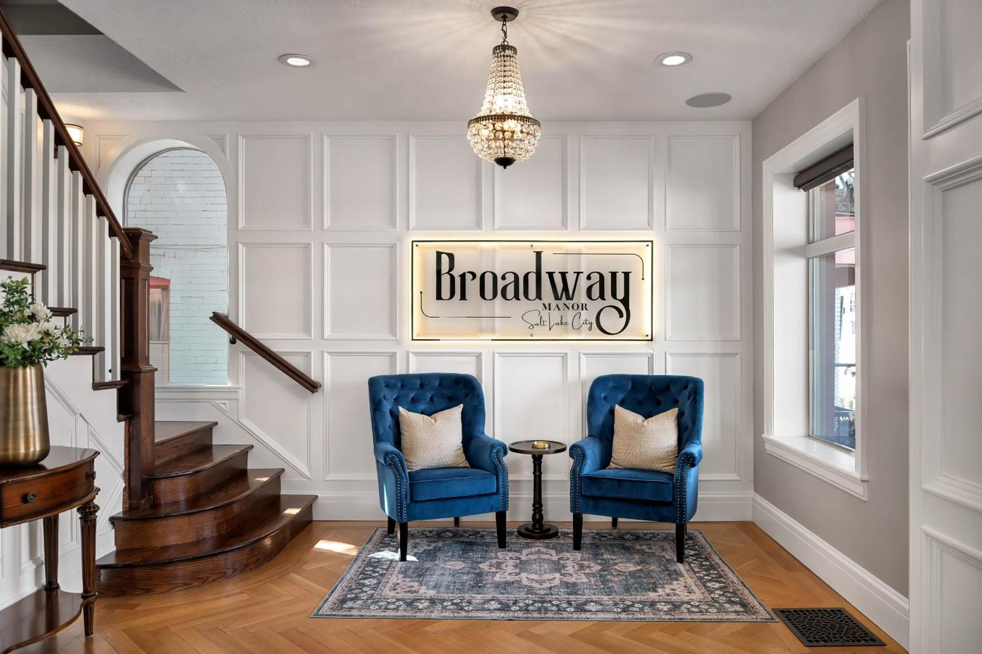 Luxury Downtown Retreat 4br W Hot Tub & Views Holiday home Salt Lake City
