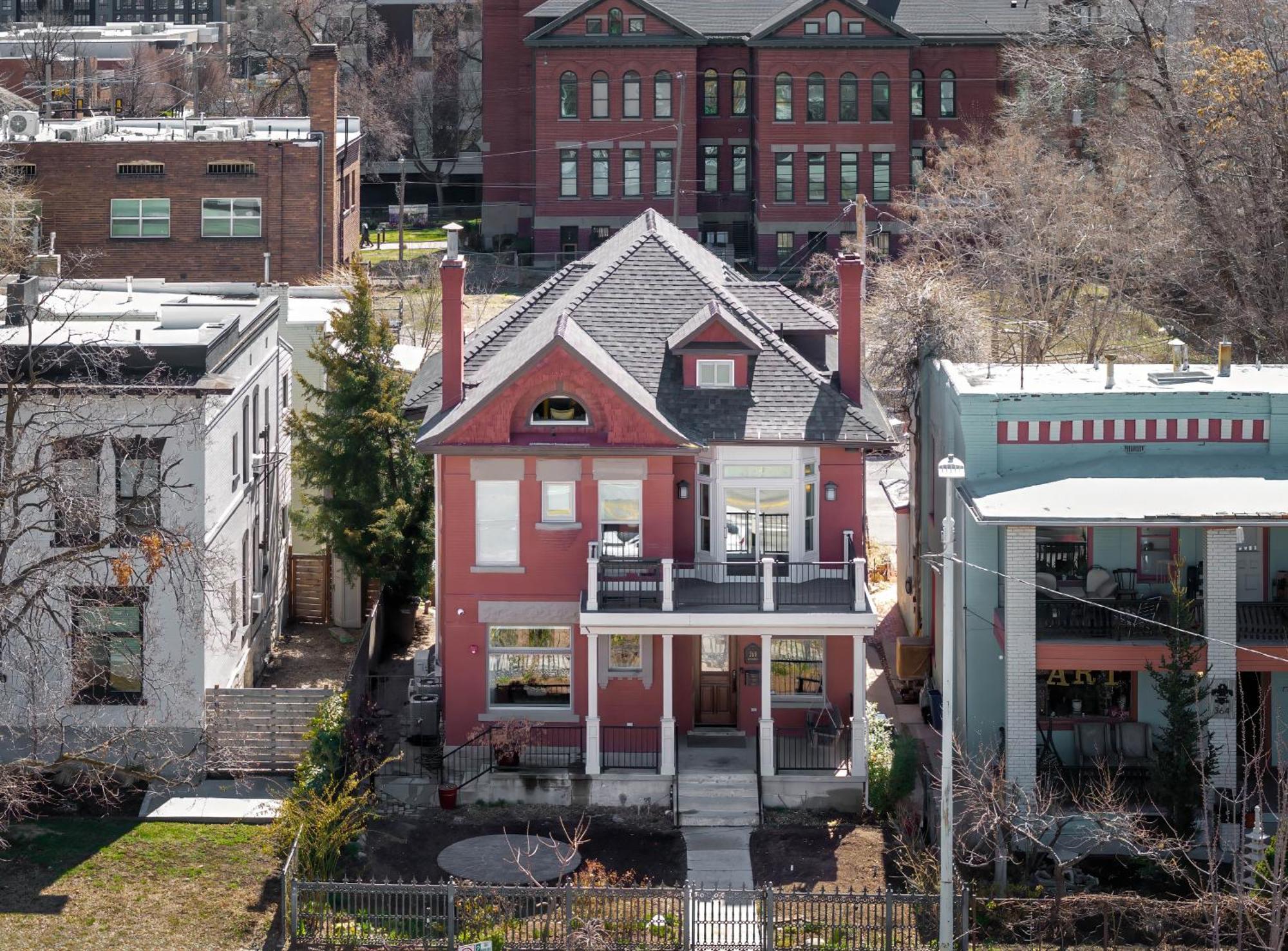 Luxury Downtown Retreat 4br W Hot Tub & Views Salt Lake City