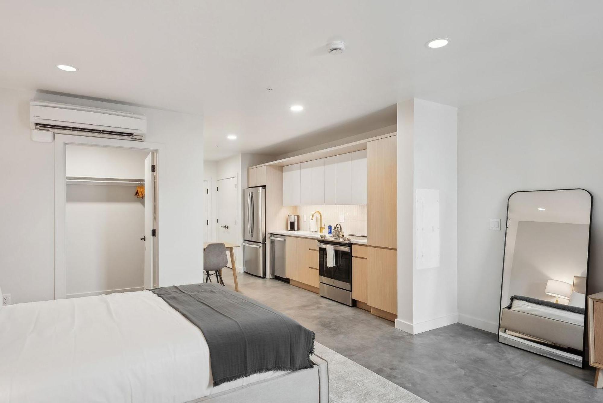 Hotel Placemakr Salt *