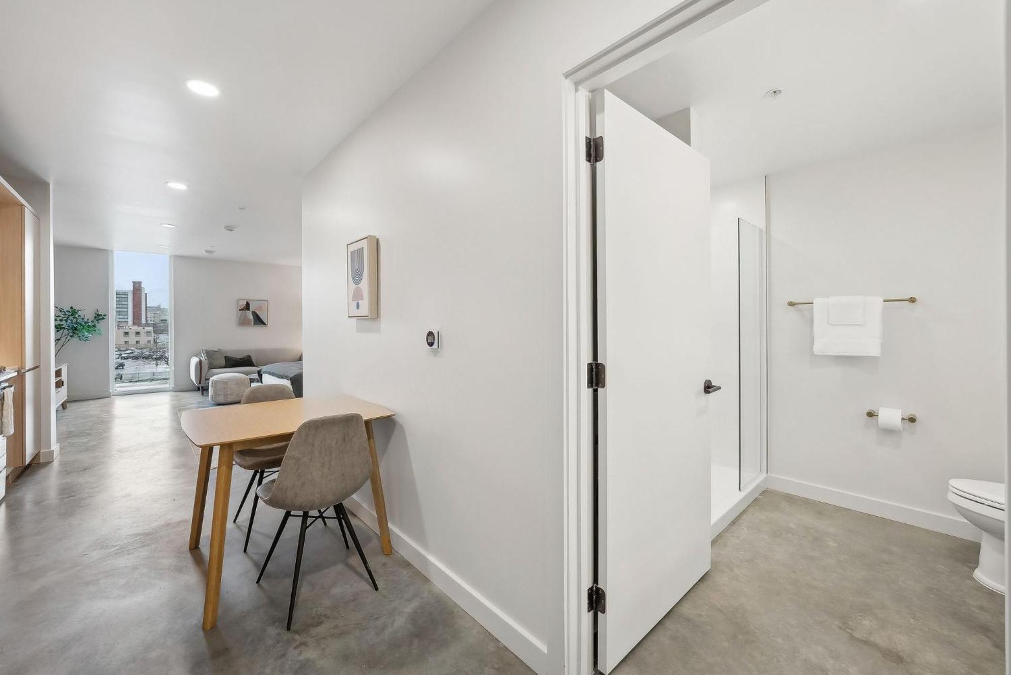 Hotel Placemakr Salt *