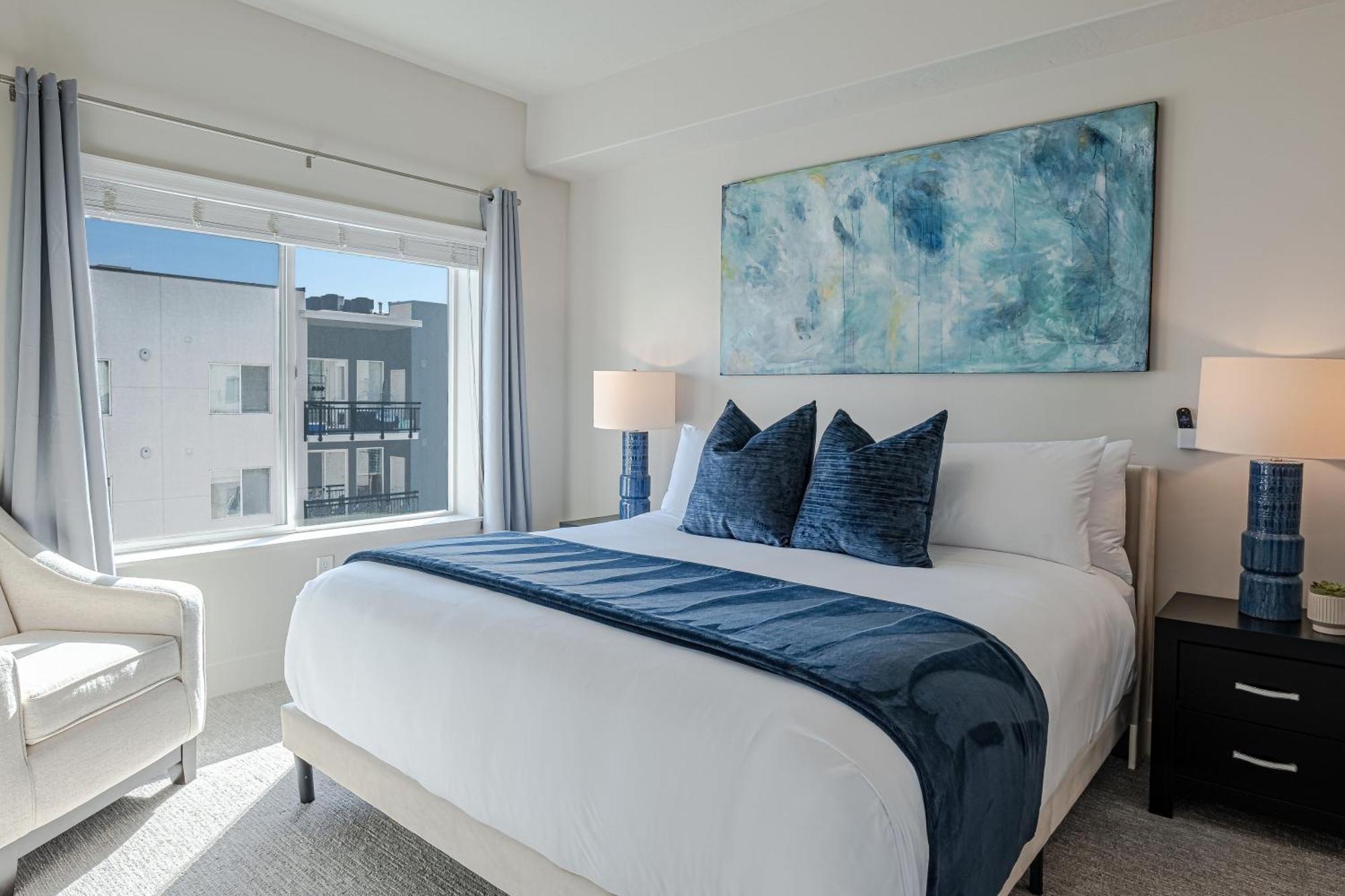 Convention Center Lux - 2br 2ba - Pool Gym Hottub Apartment Salt Lake City