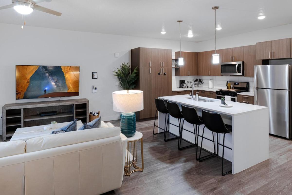 Convention Ctr Luxury 1br Pool Gym Hot Tub Salt Lake City