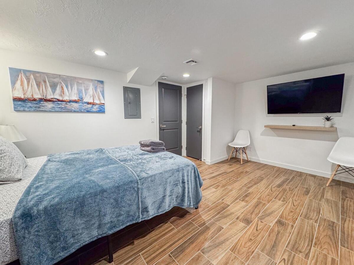 Large Centrally Located Near Airport And Dt Slc Holiday home Salt Lake City