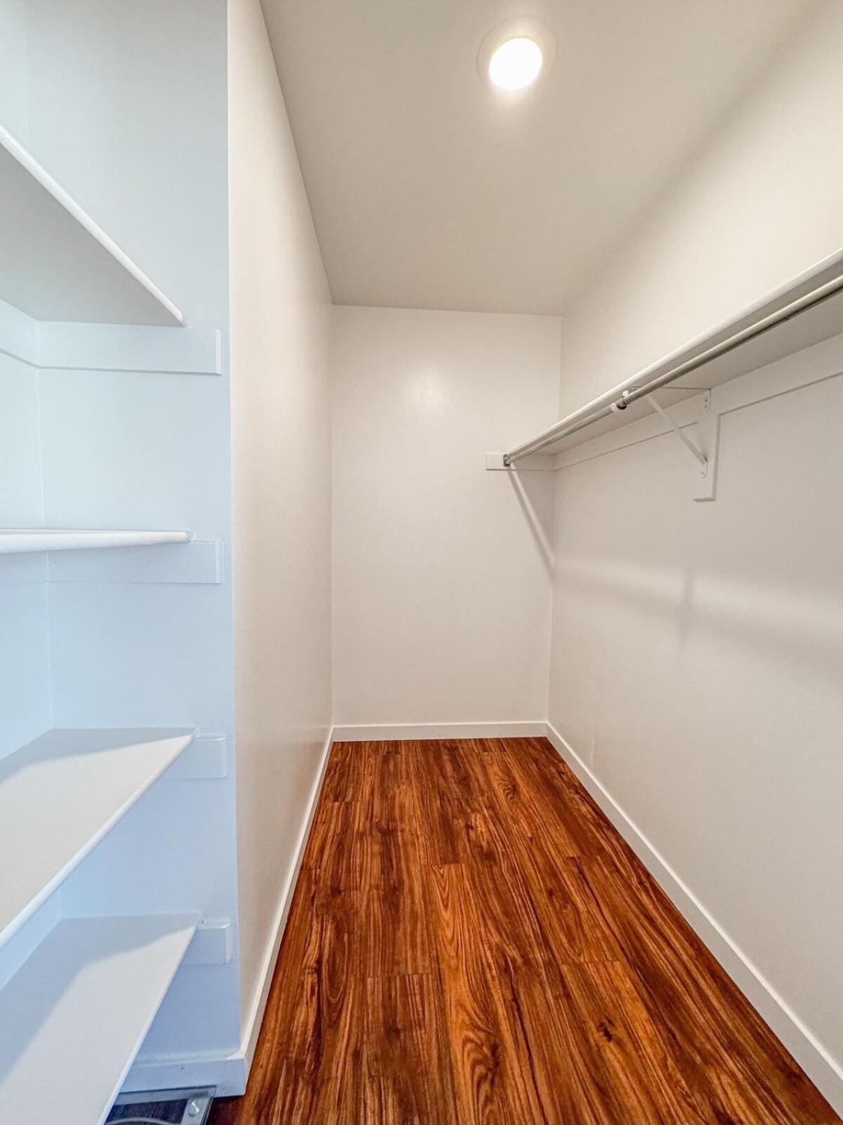 Large Centrally Located Near Airport And Dt Slc *
