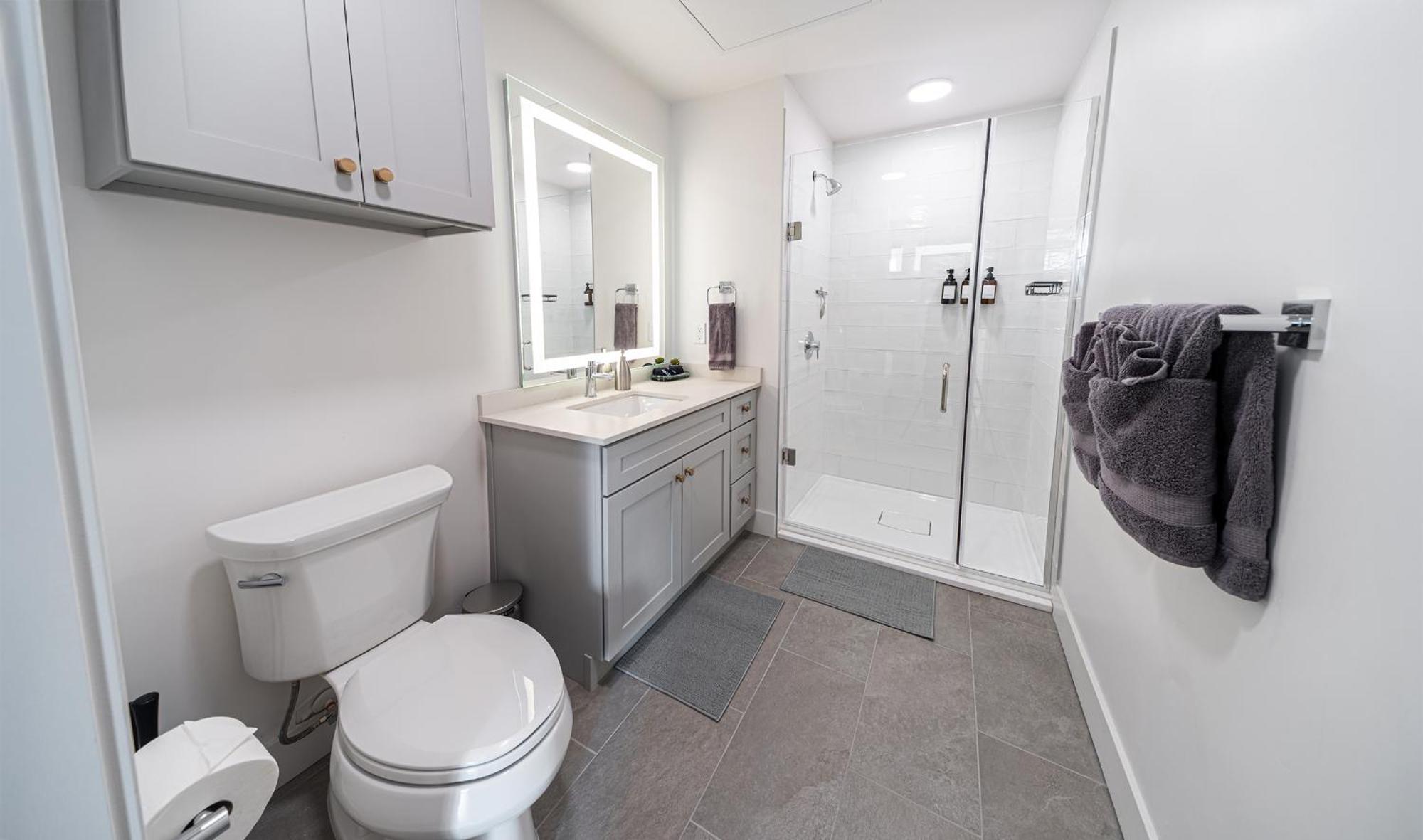 Awesome Amenities - Pool,hottub,gym,bowling And Salt Lake City