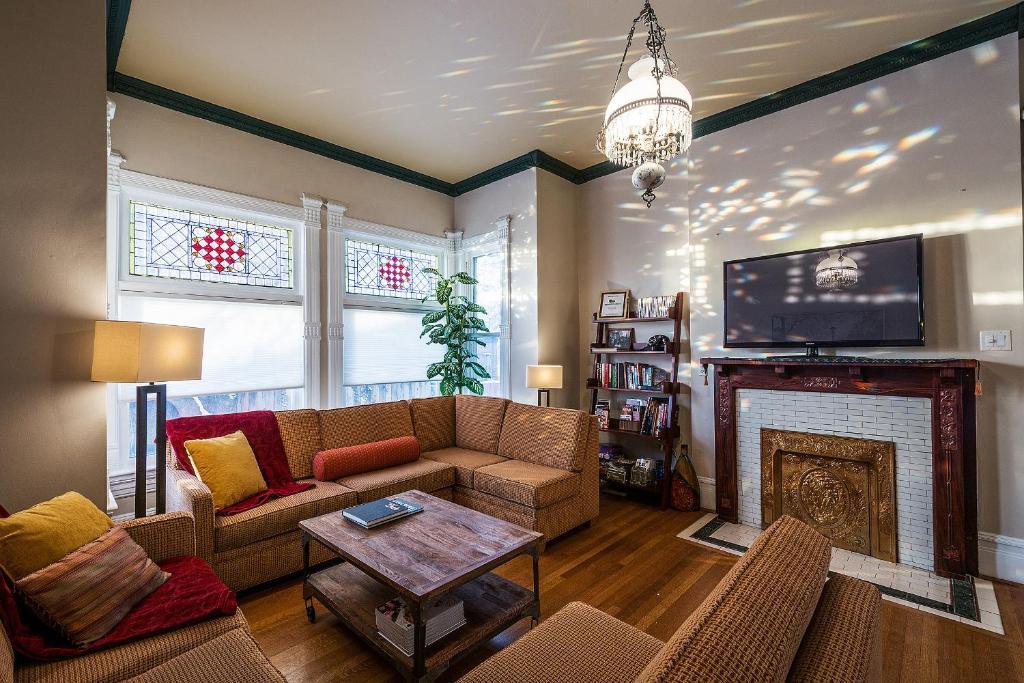 Historic Salt Gem Apartment