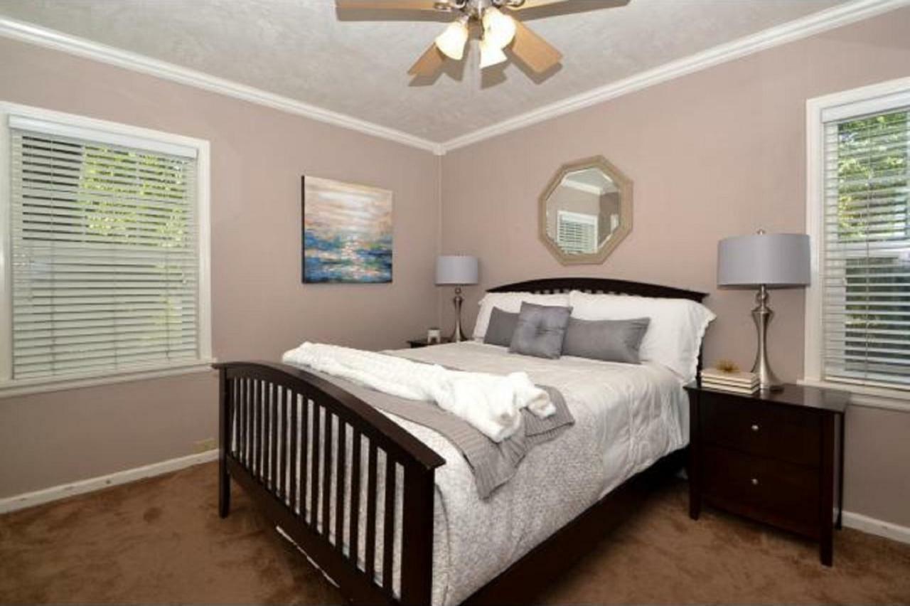 Holiday home Exquisite Salt Lake House Near Foot Of Mountains Salt Lake City