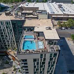 Exceptional 1Bd Ba-Pool Htub Gym