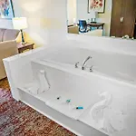 Crystal Inn Hotel & Suites - Salt Lake City