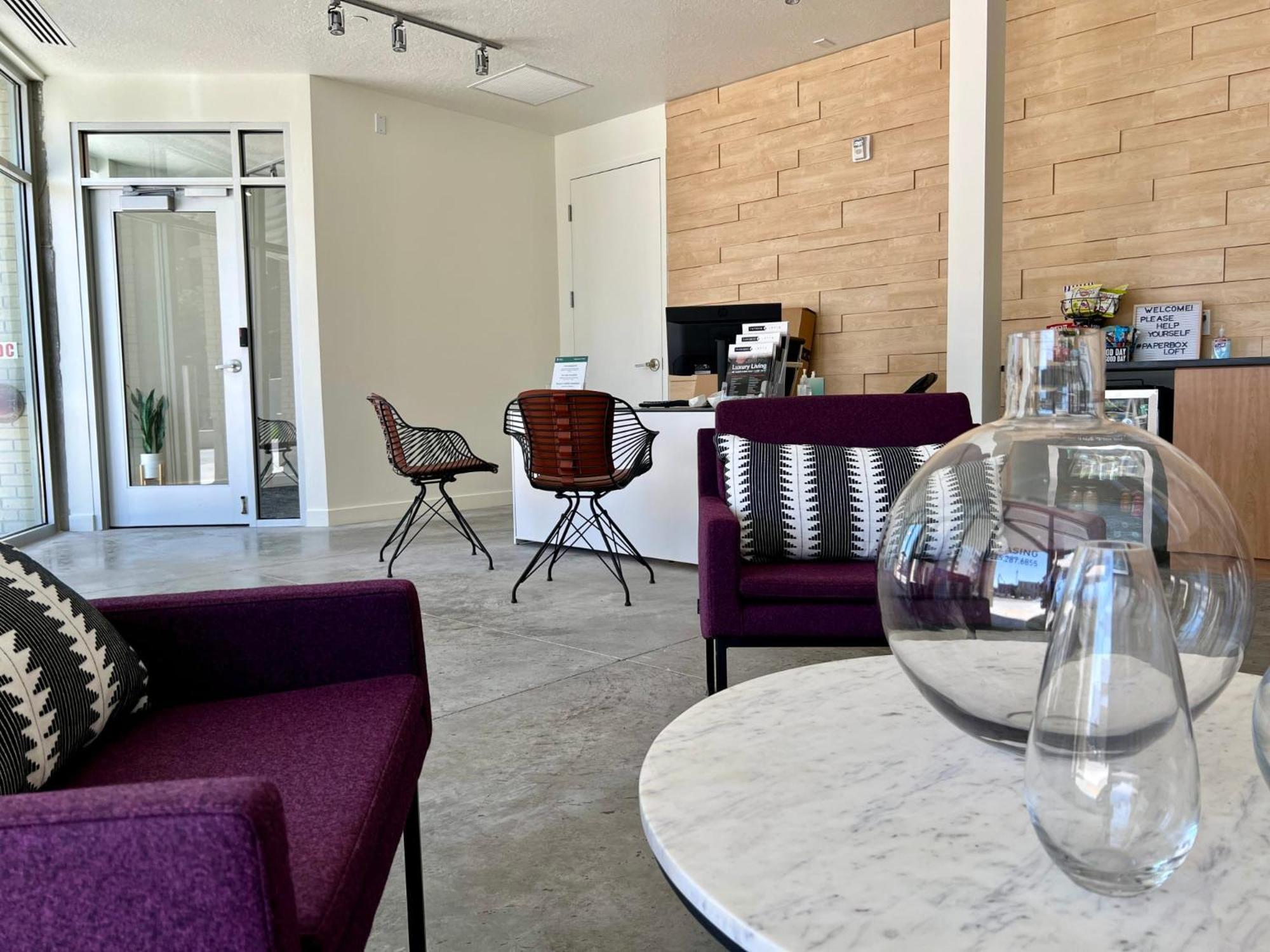 Apartment Premium Spacious At Paperbox Lofts In Salt