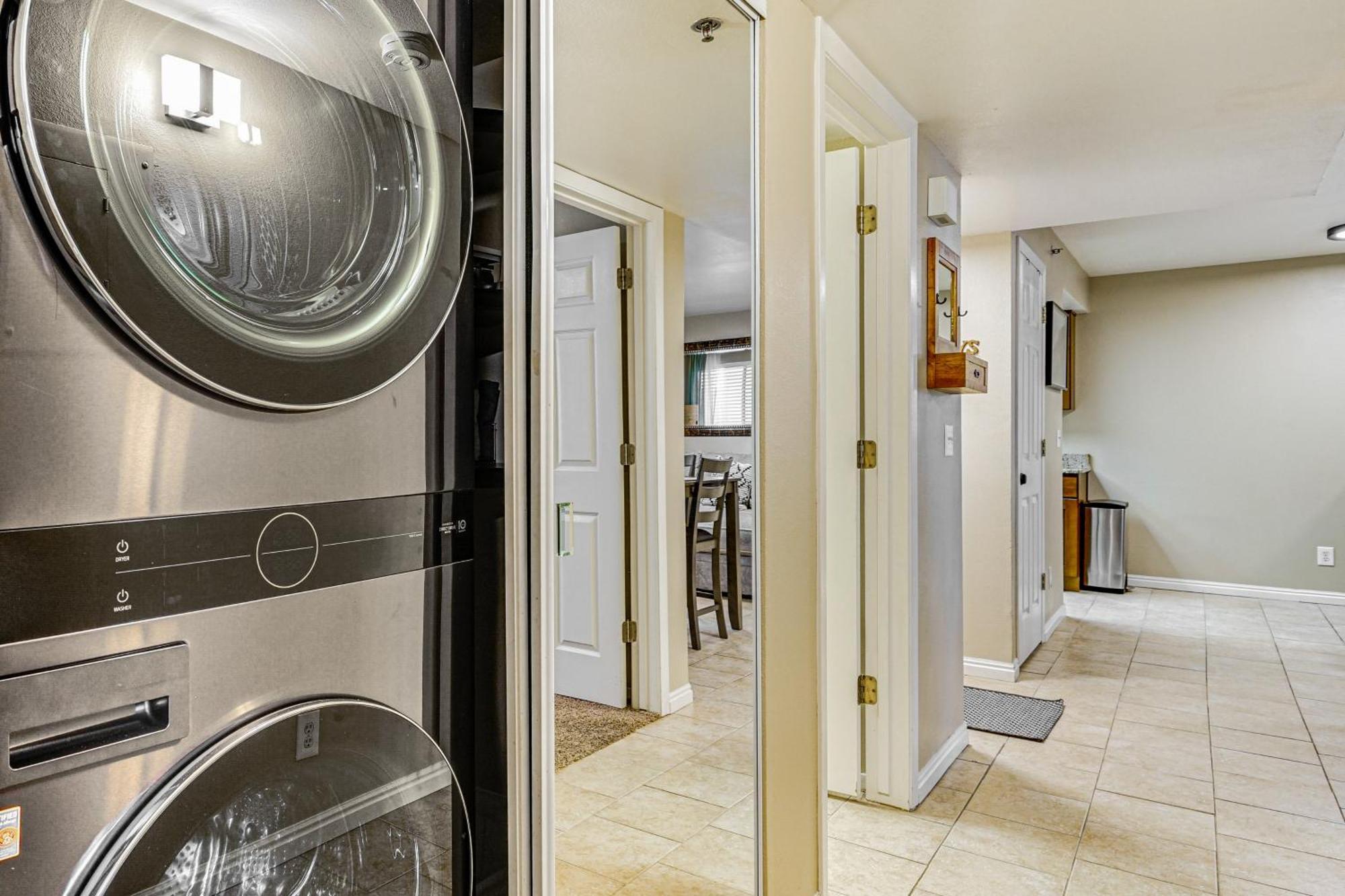 Cozy And Centrally Located Slc With Balcony! Apartment Salt Lake City