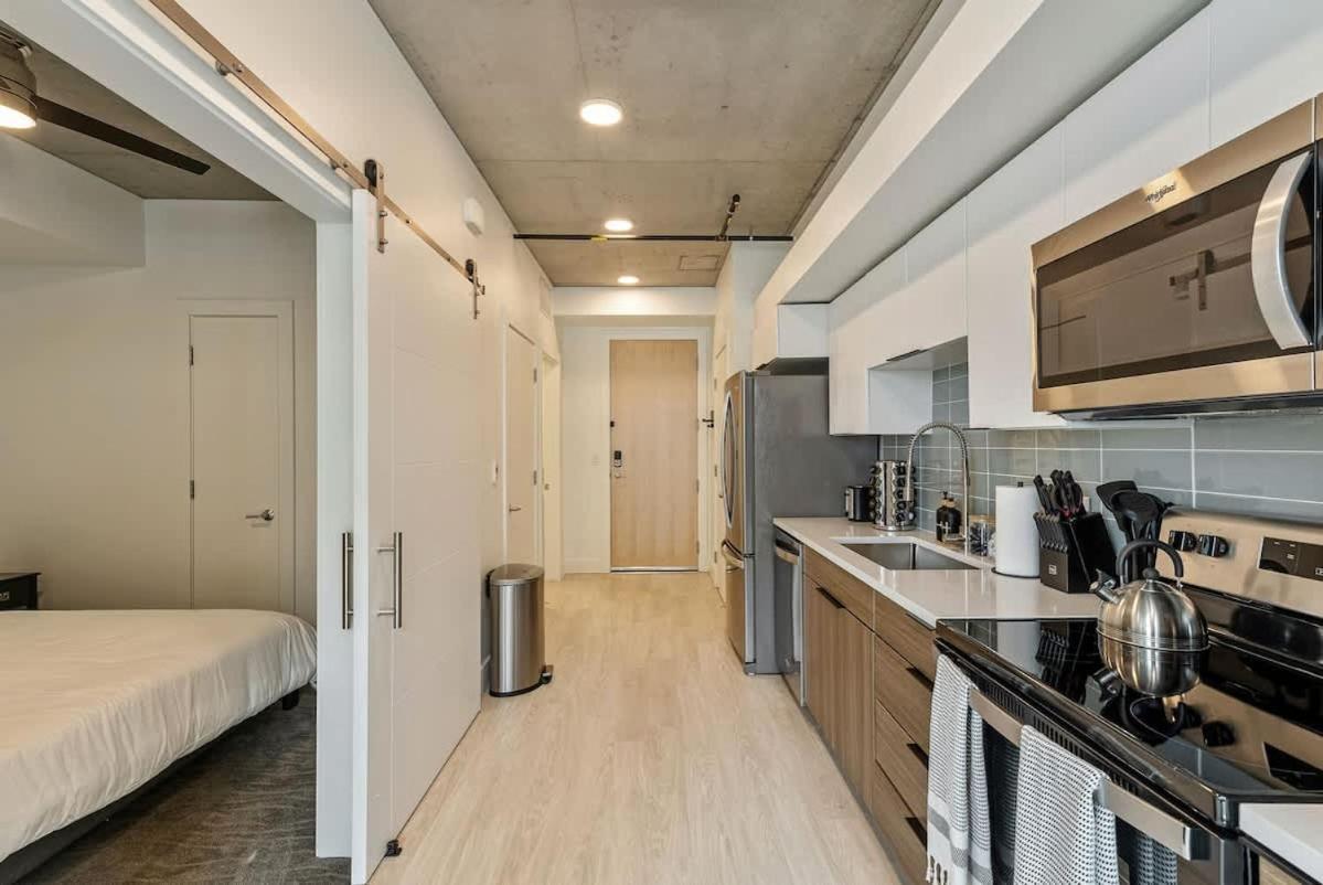 Dt Slc Rooftop Pool Hot Tub King Bed Parking *