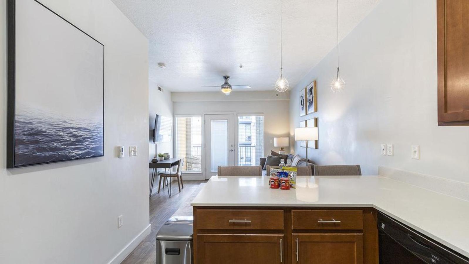 Apartment Landing At Via - 1 Bedroom In Downtown South Salt *