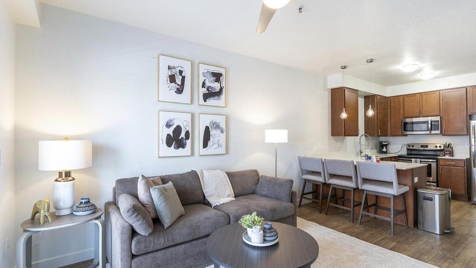 Apartment Landing At Via - 1 Bedroom In Downtown South Salt *