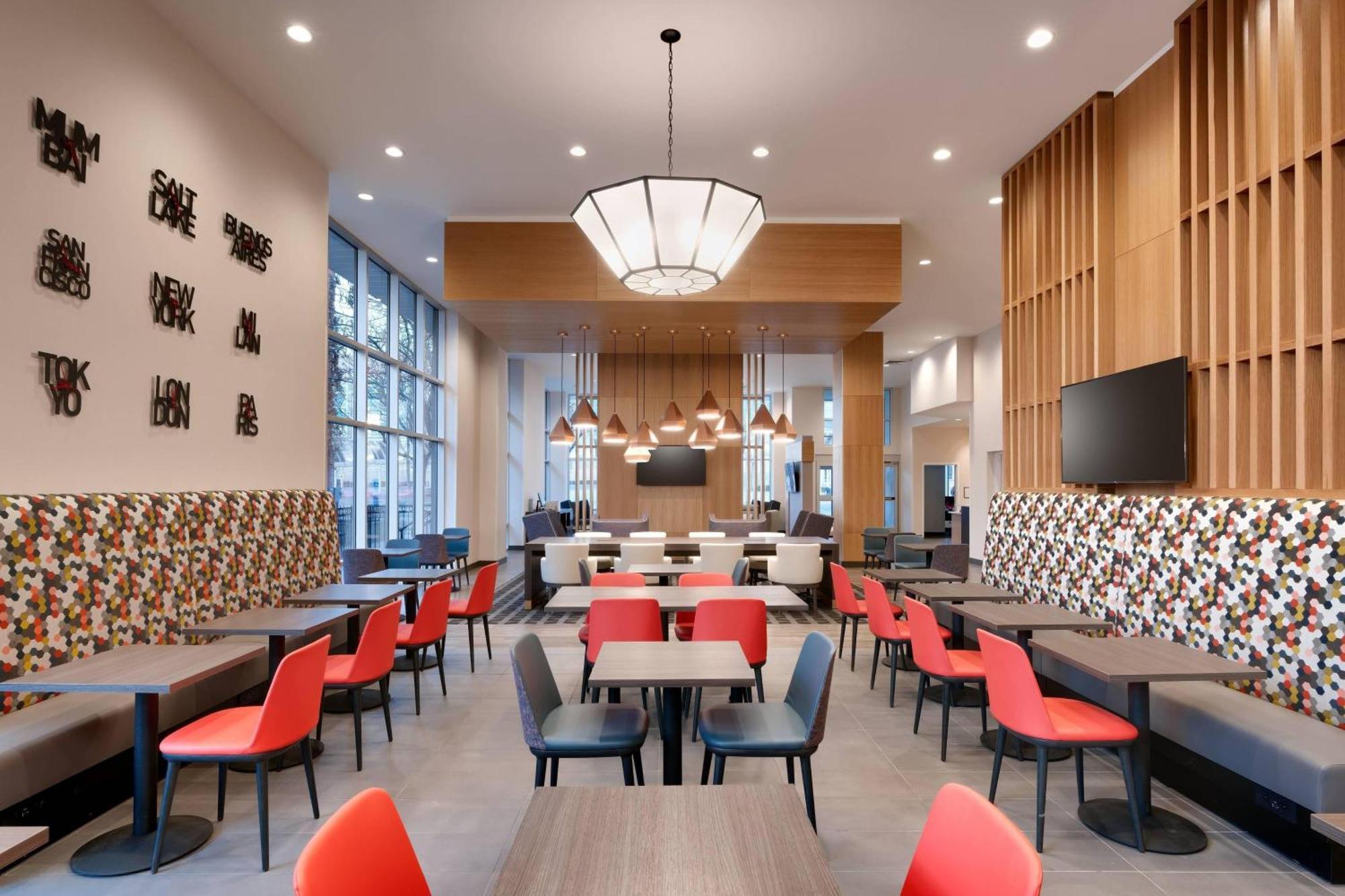 Hotel Towneplace By Marriott Salt Downtown 3*