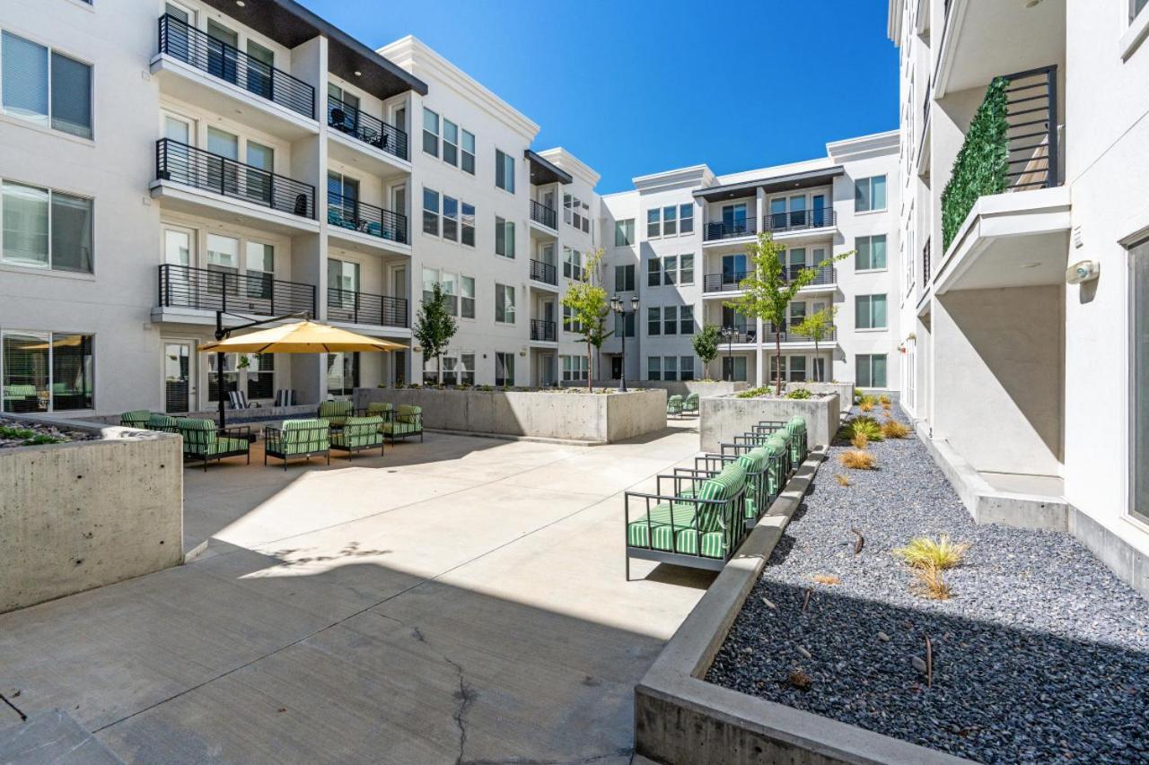 Stylish 1br W Gym, Walk To Temple Square Apartment Salt Lake City