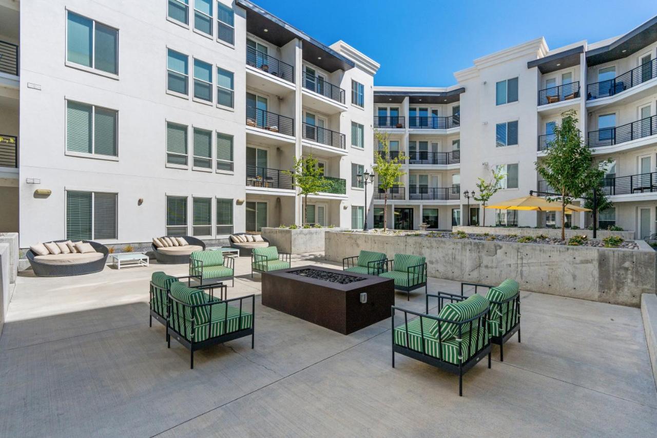 Stylish 1br W Gym, Walk To Temple Square * Salt Lake City