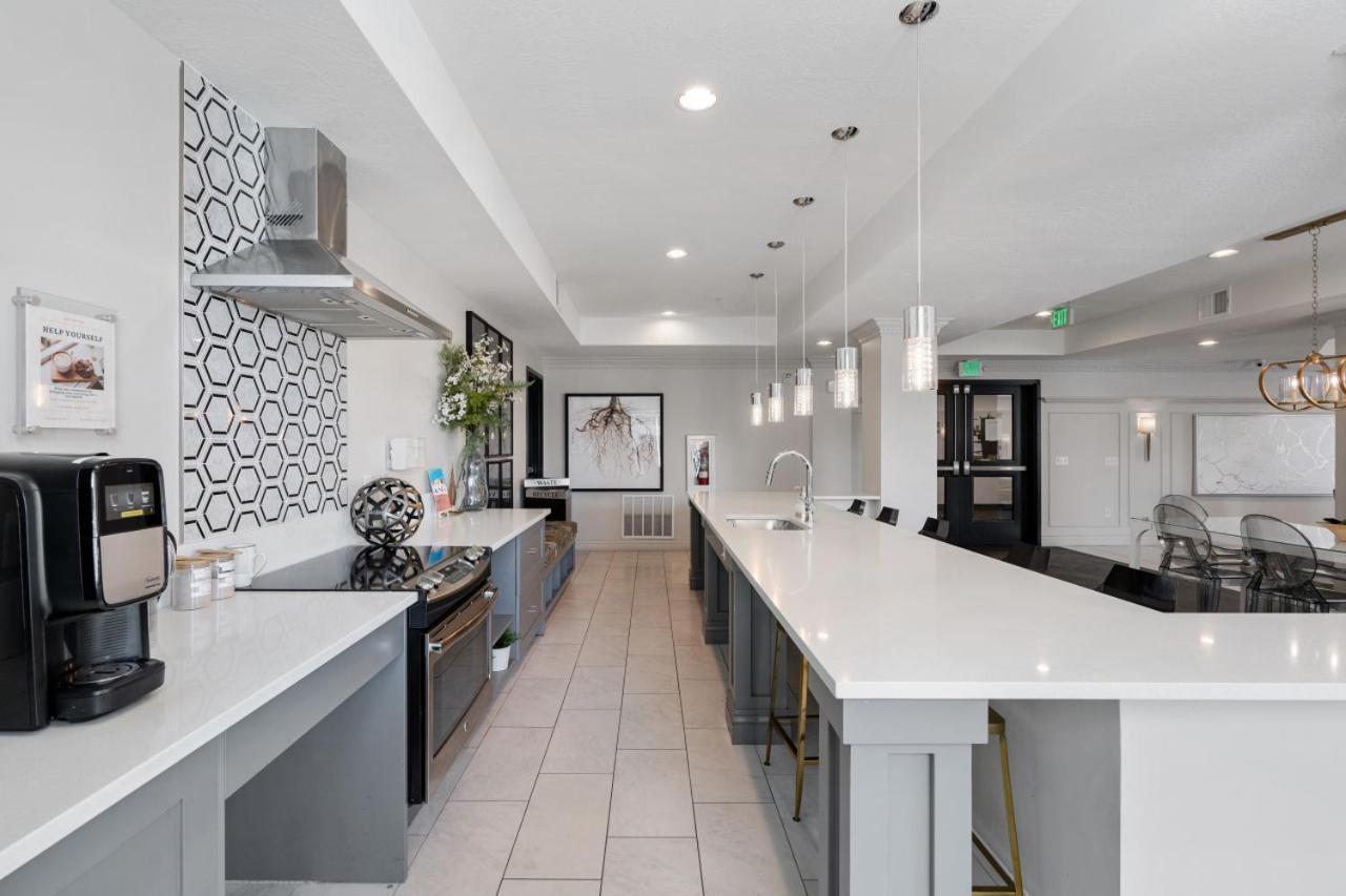 Stylish 1br W Gym, Walk To Temple Square