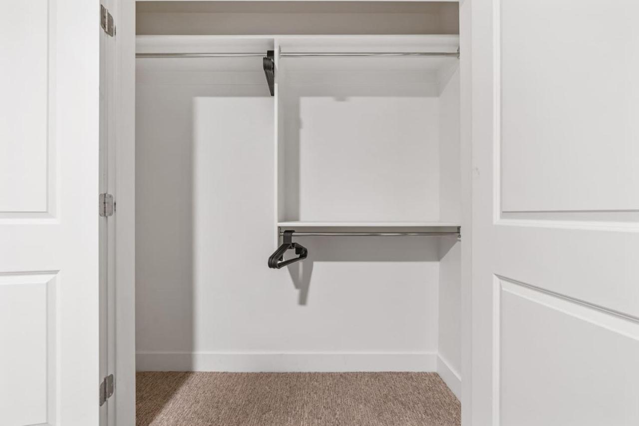 Stylish 1br W Gym, Walk To Temple Square Apartment *
