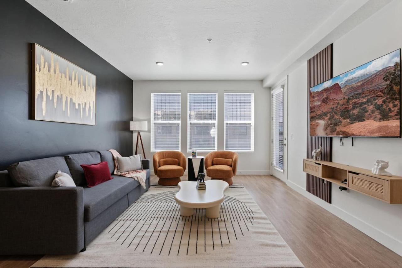 Stylish 1br W Gym, Walk To Temple Square Apartment *