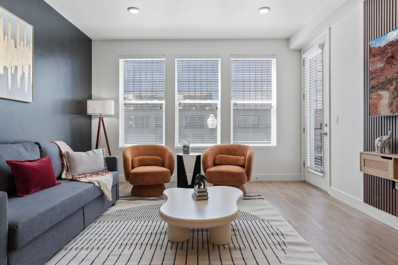 Stylish 1br W Gym, Walk To Temple Square Apartment Salt Lake City