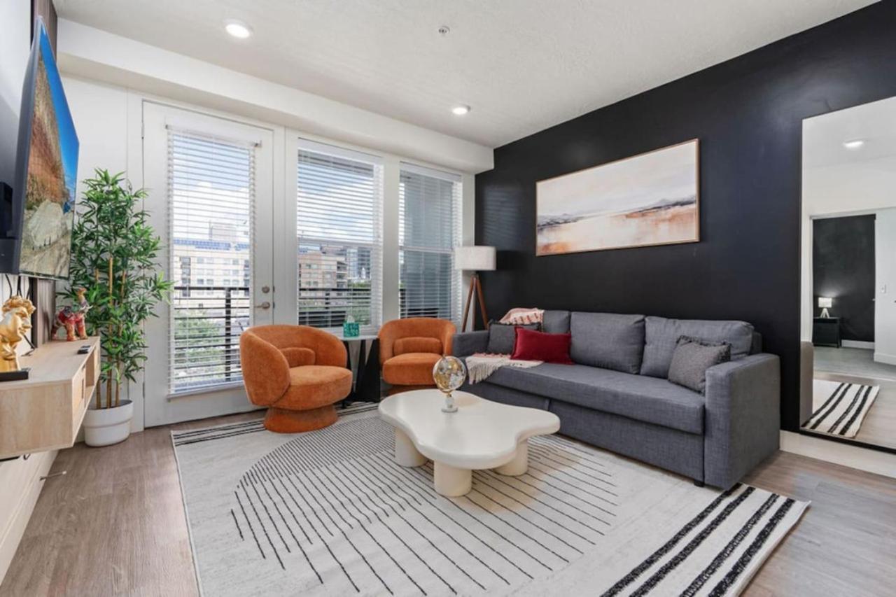 Stylish 1br W Gym, Walk To Temple Square Apartment *