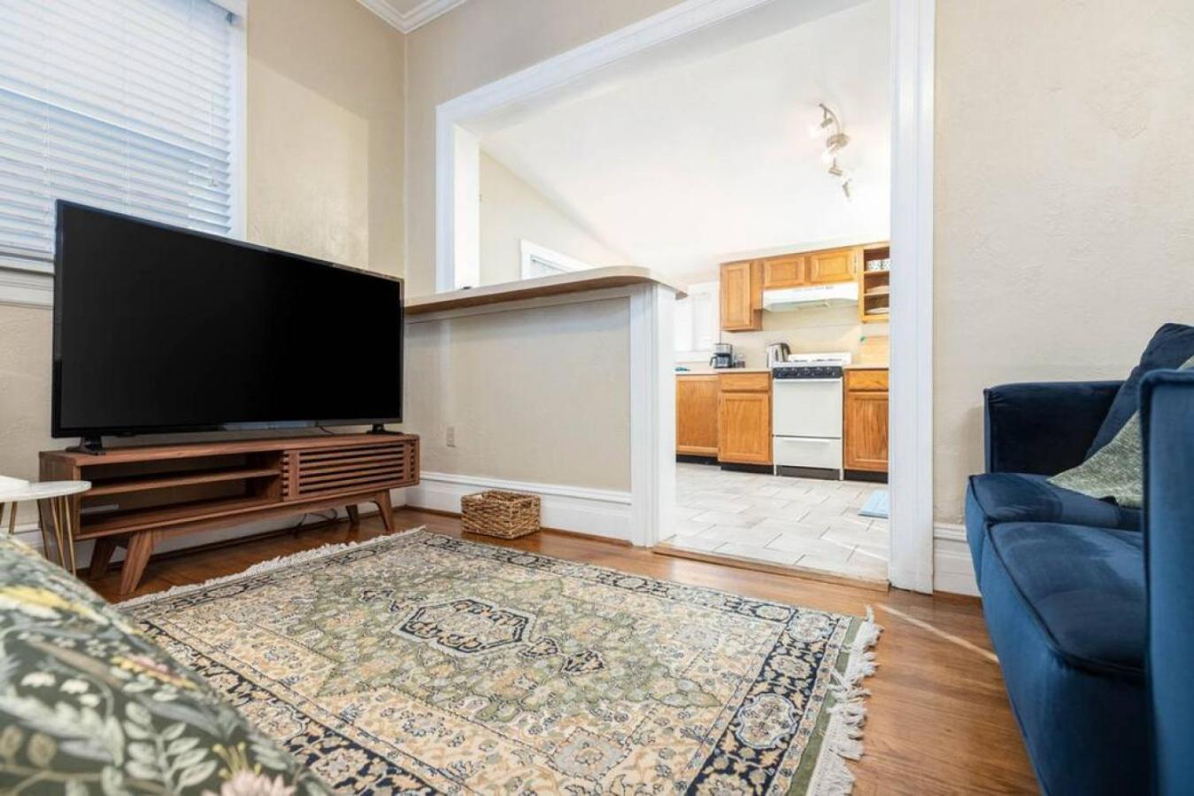 Historic Avenues Loft-walk Downtown-40 Mins To *