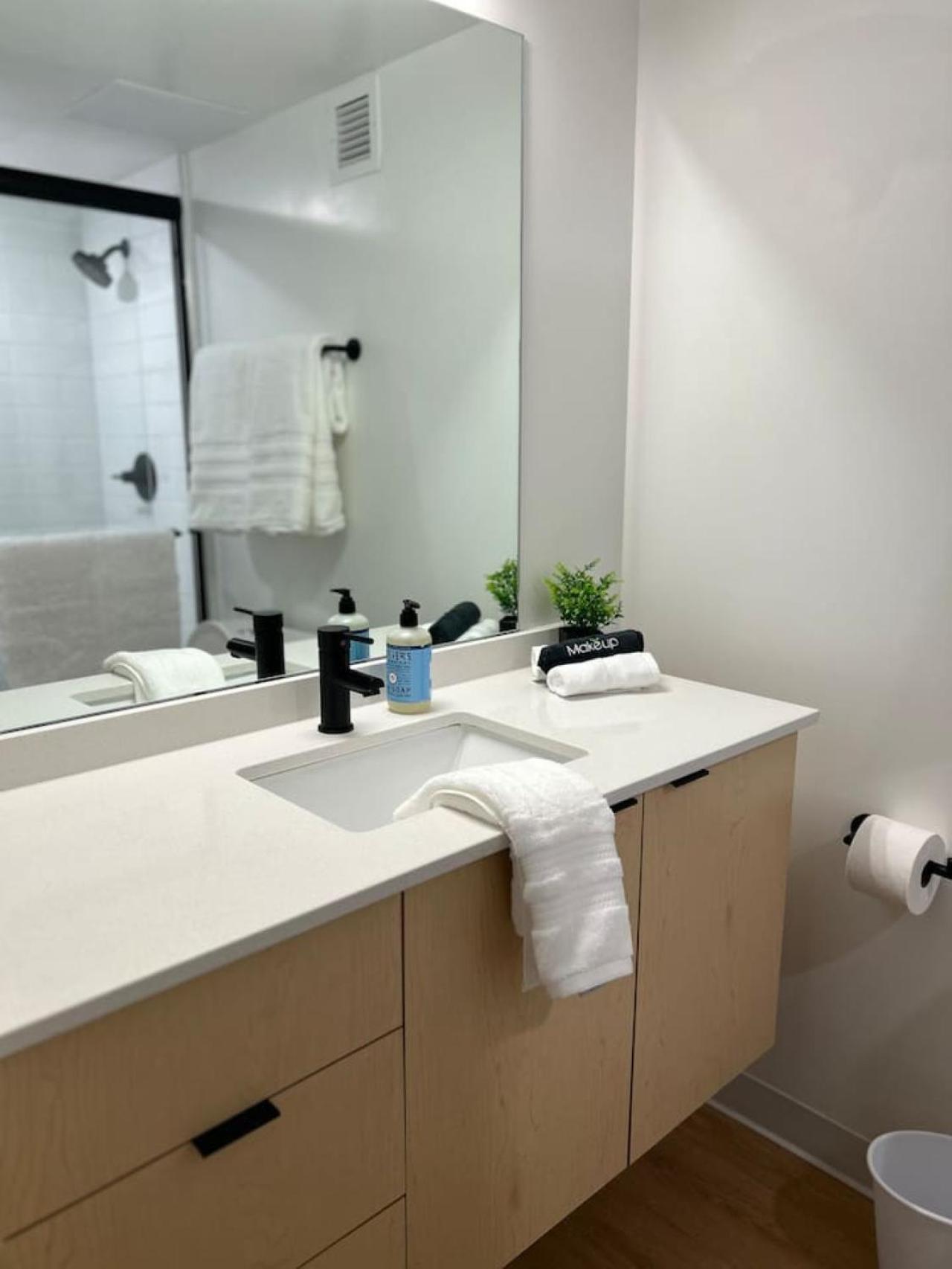 Cityscape Peaks Penthouse Dt Gym Free Parking *