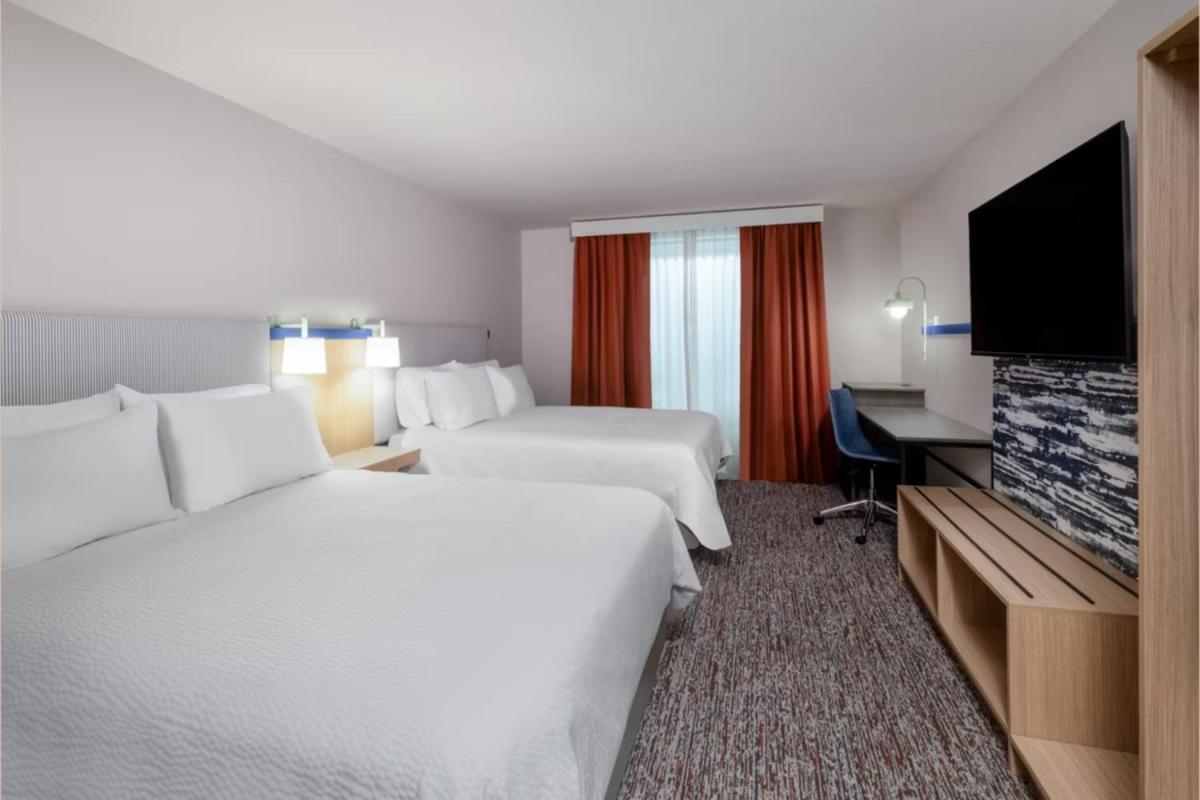 Garner Salt Airport By Ihg Hotel