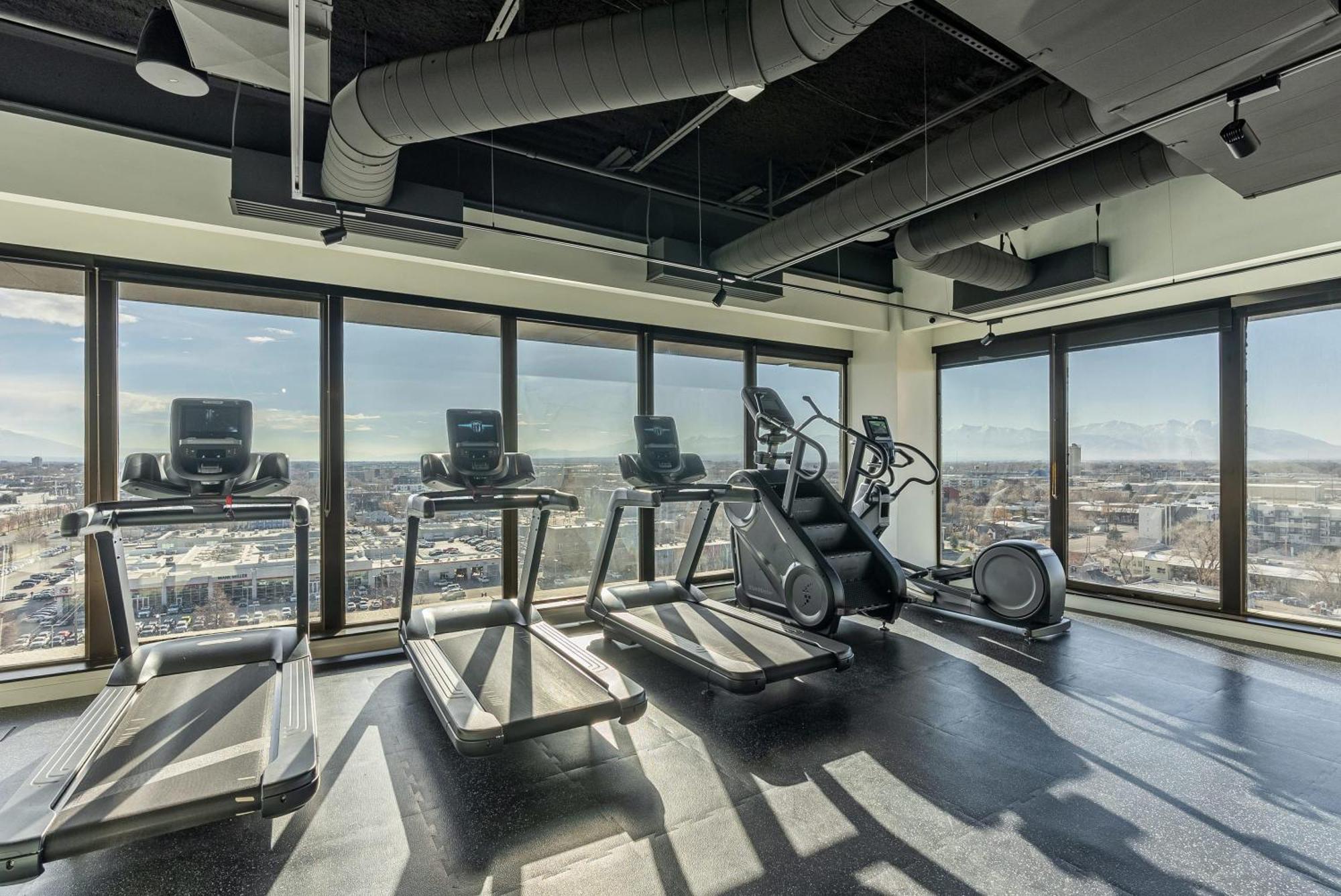 Apartment Downtown Mountain View Free Pkg Gym