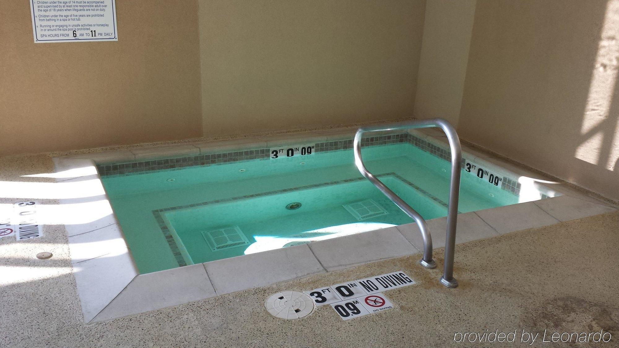 Hotel Express Airport East By Ihg Salt Lake City
