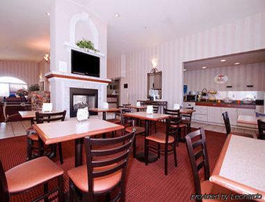 Royal Airport Salt Hotel