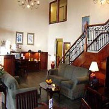 Baymont And Salt Airport Hotel