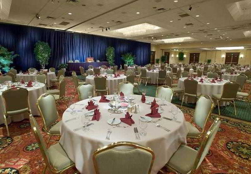 Salt Marriott Downtown At Creek Hotel 4*