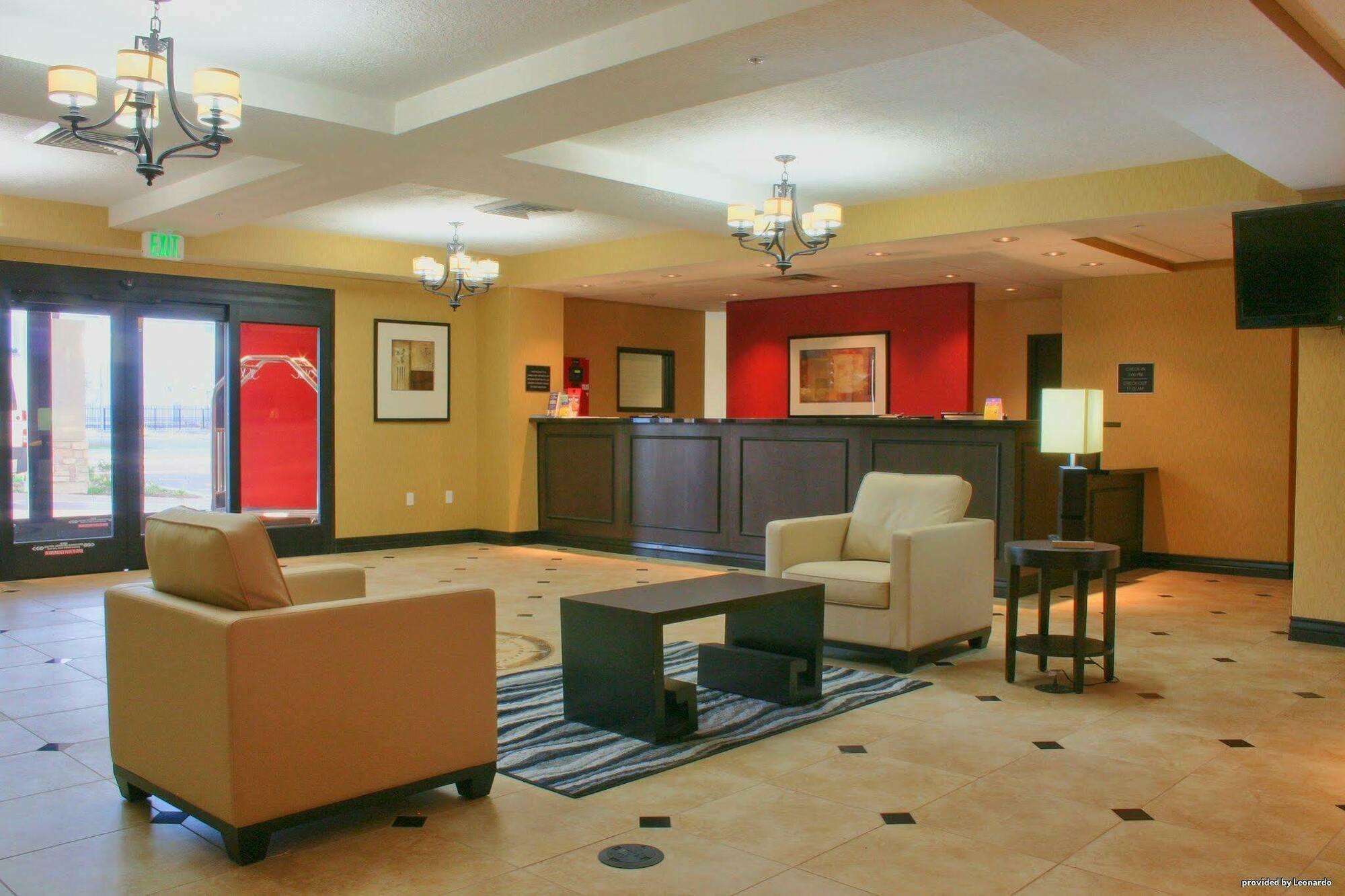 Hotel Western Airport & 3*