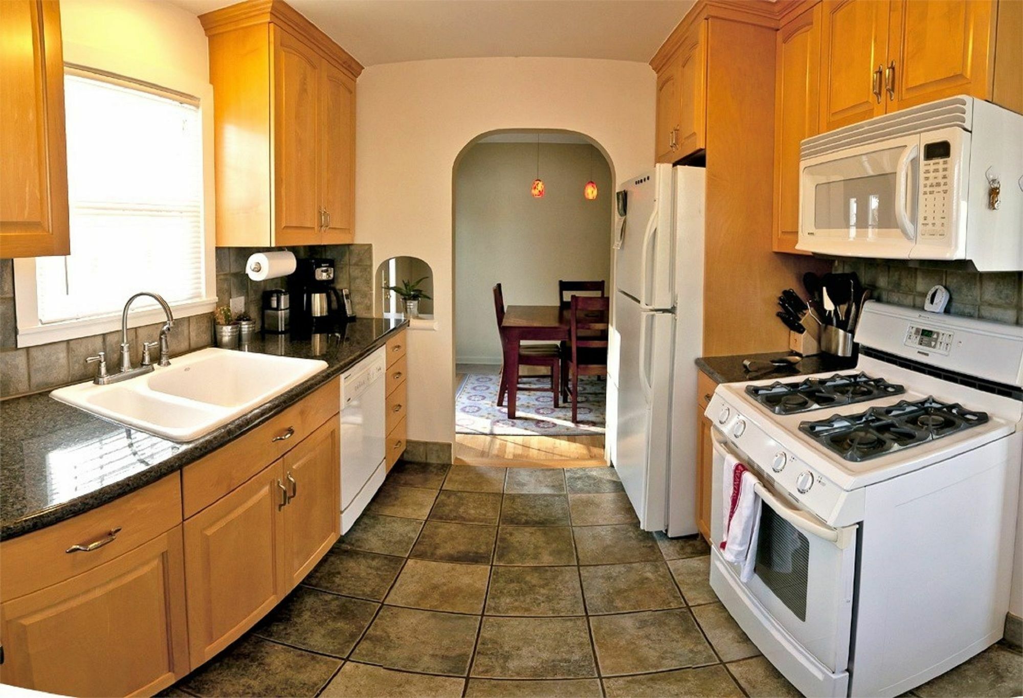 3-bedroom Near Sugarhouse Park Hotel 3*